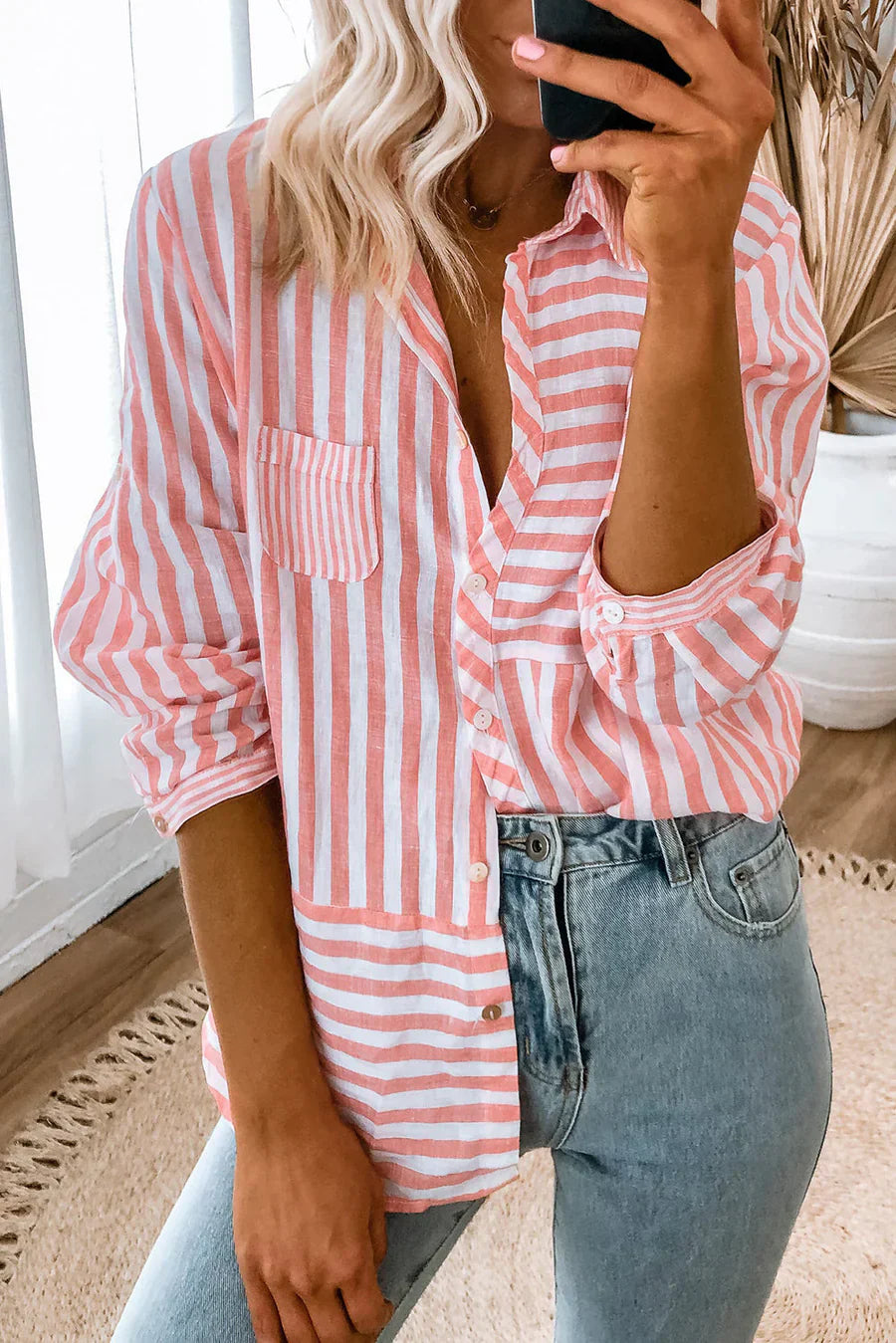 Casual long-sleeved shirt with pink stripes and classic design for women