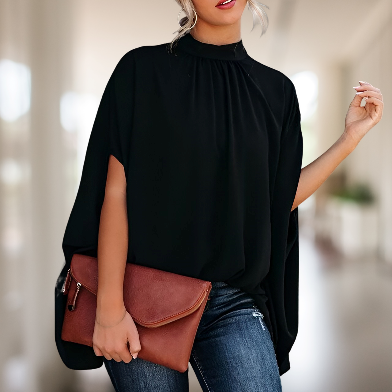 Remy – elegantly designed blouse with flair for style-conscious women