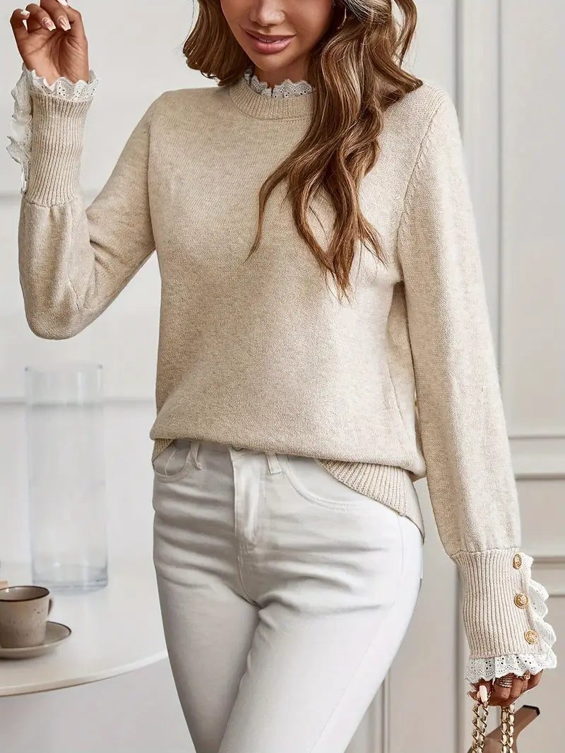 Vandy - sweater with round neckline and ruffles of lace