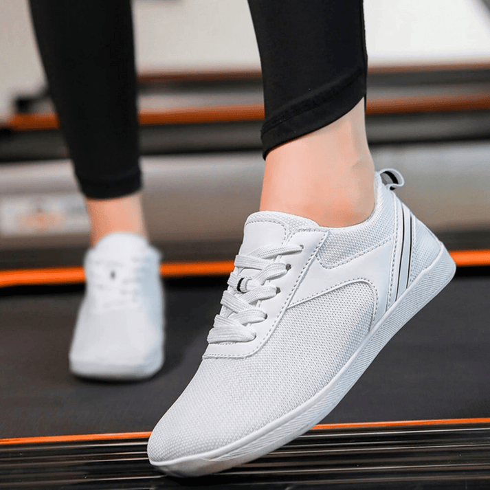 Lukas - minimalist barefoot sneakers for women and men