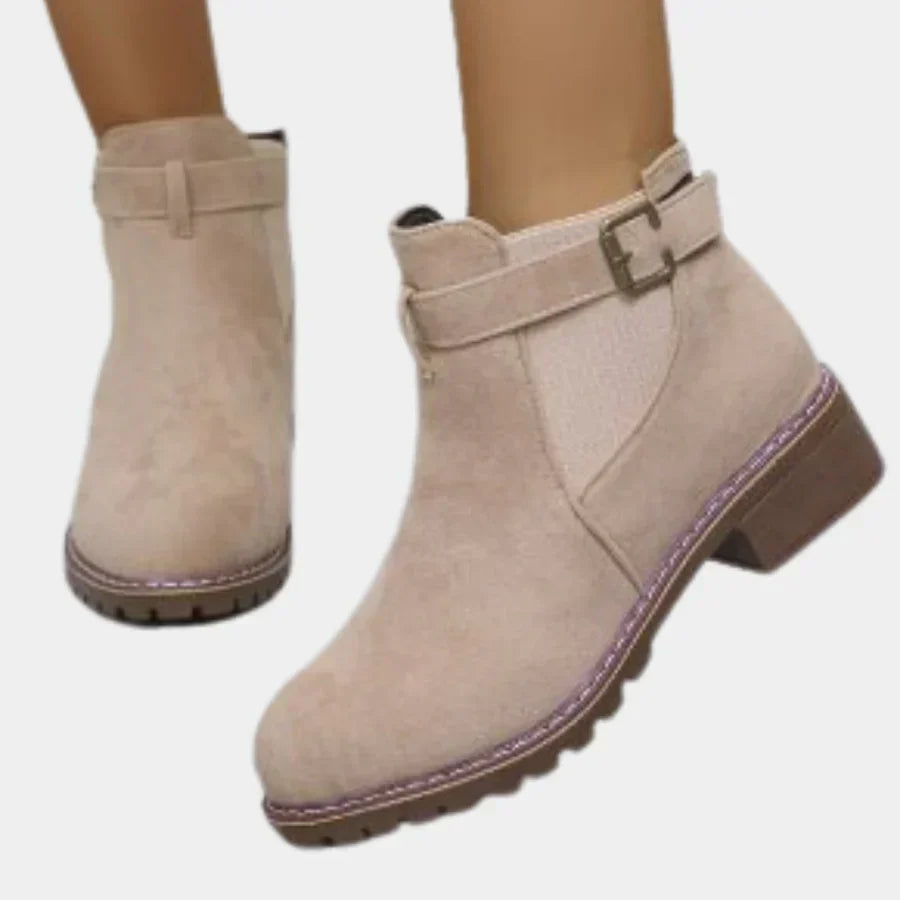 Vanya - fashionable women's ankle boots for the perfect look