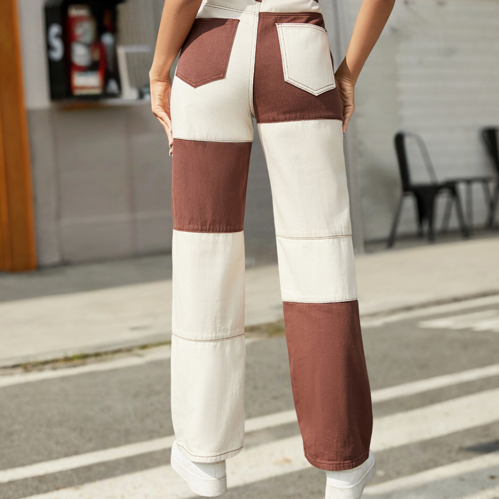 Renata - fashionable sweatpants for her