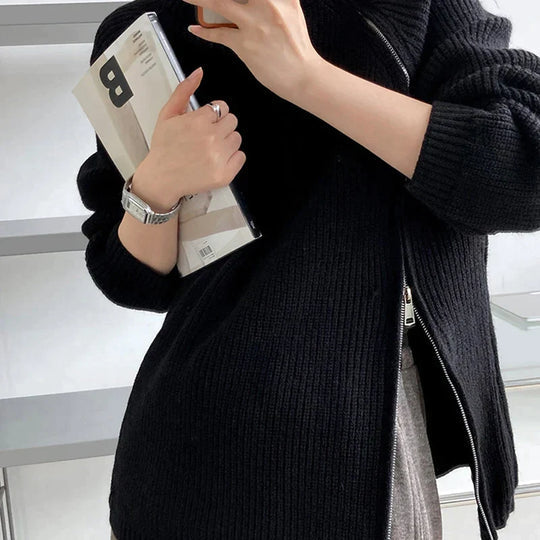 Puck | turtleneck sweater