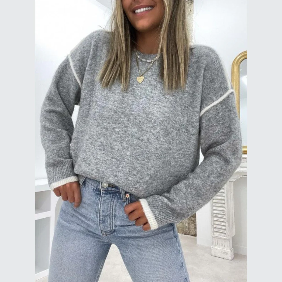 Kyllikki - timeless sweater with a crew neck for an elegant look