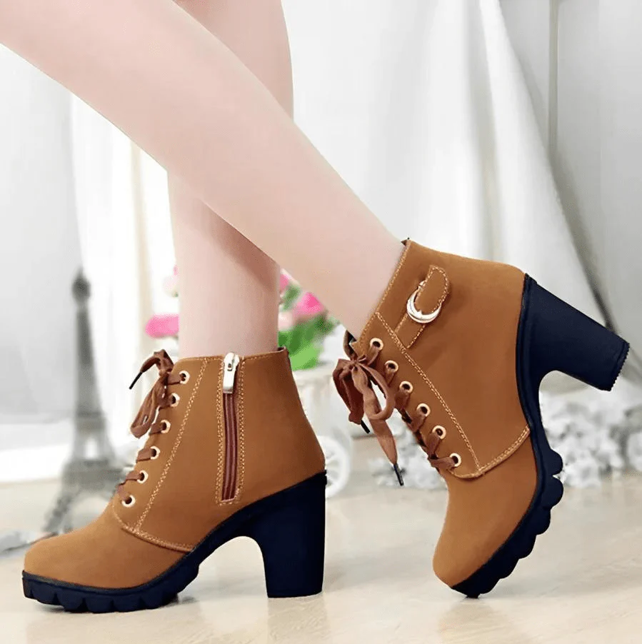 Women's ankle boots with laces