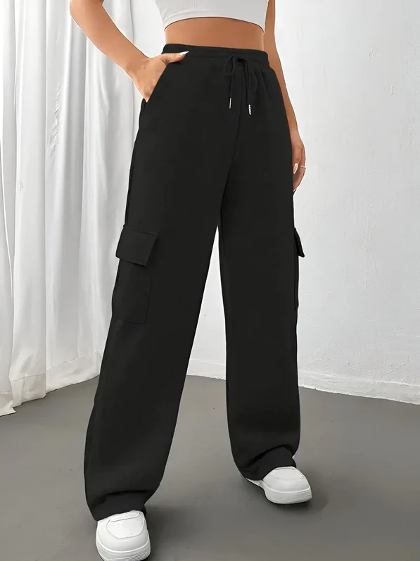 Zora - comfortable and stylish jogging pants with flap pockets