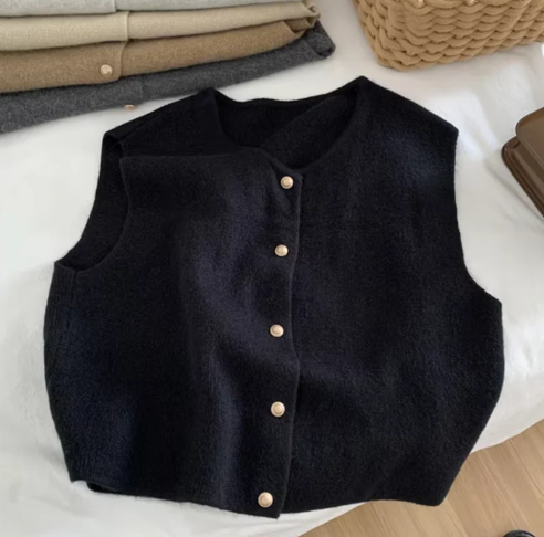 Annabeth knitted sleeveless vest