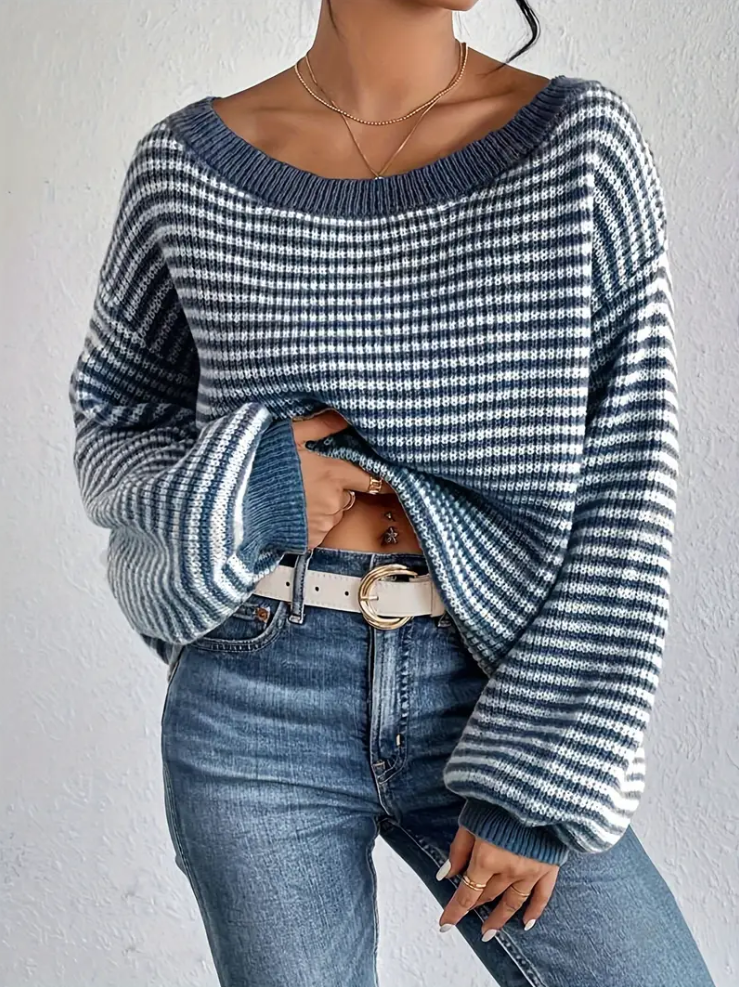 Athena - knitted sweater with dropped shoulders