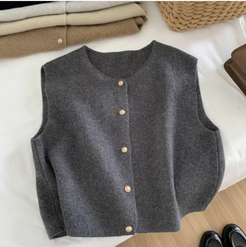 Annabeth knitted sleeveless vest