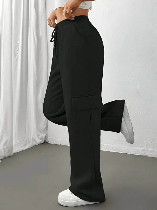 Zora - comfortable and stylish jogging pants with flap pockets