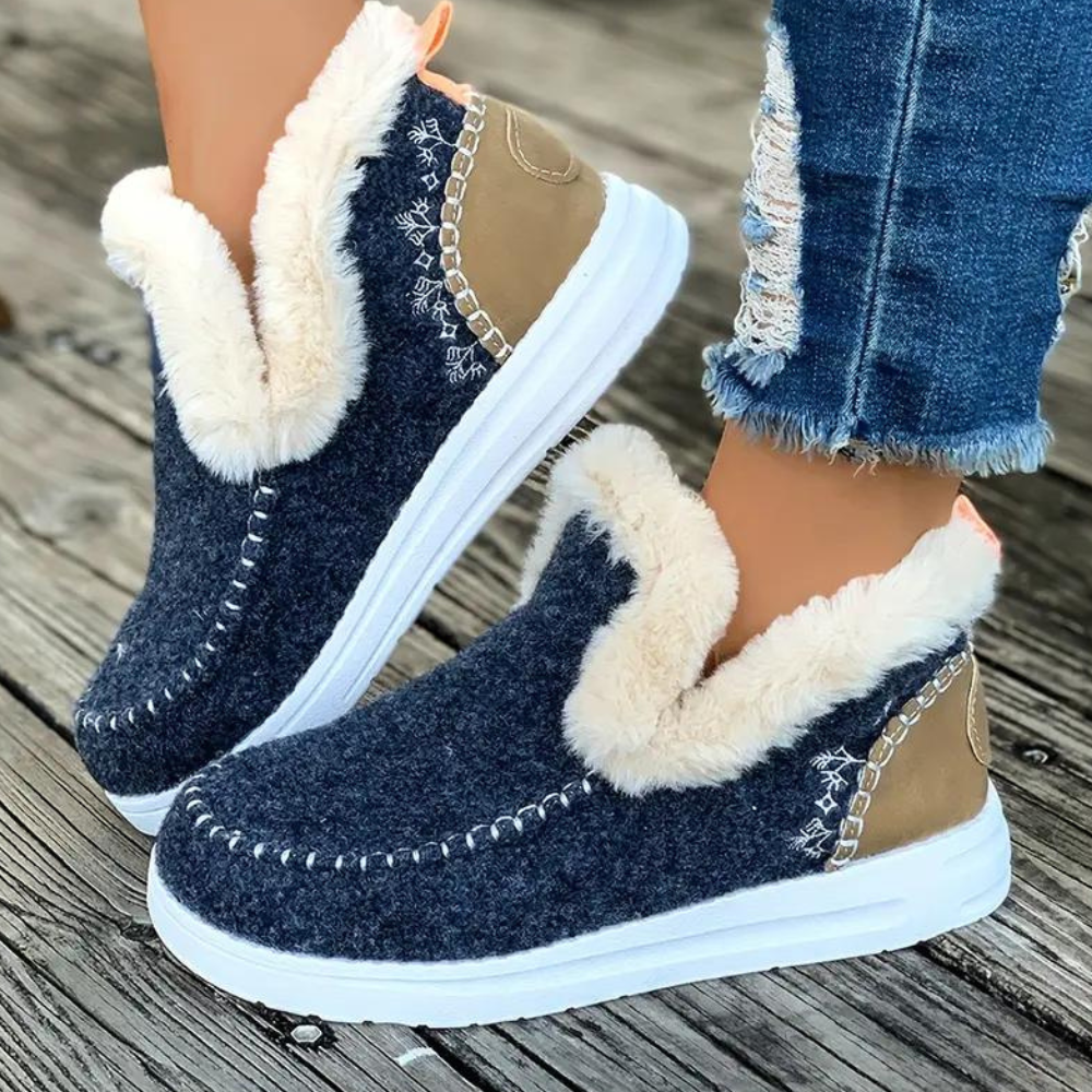 Ognyana - trendy winter shoes for women for cold days