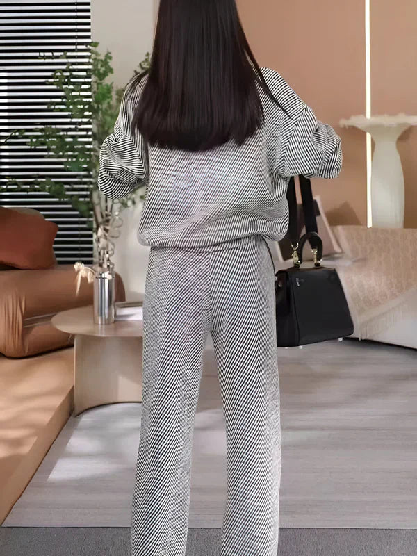 Adina - effortless style with a striking stripe design