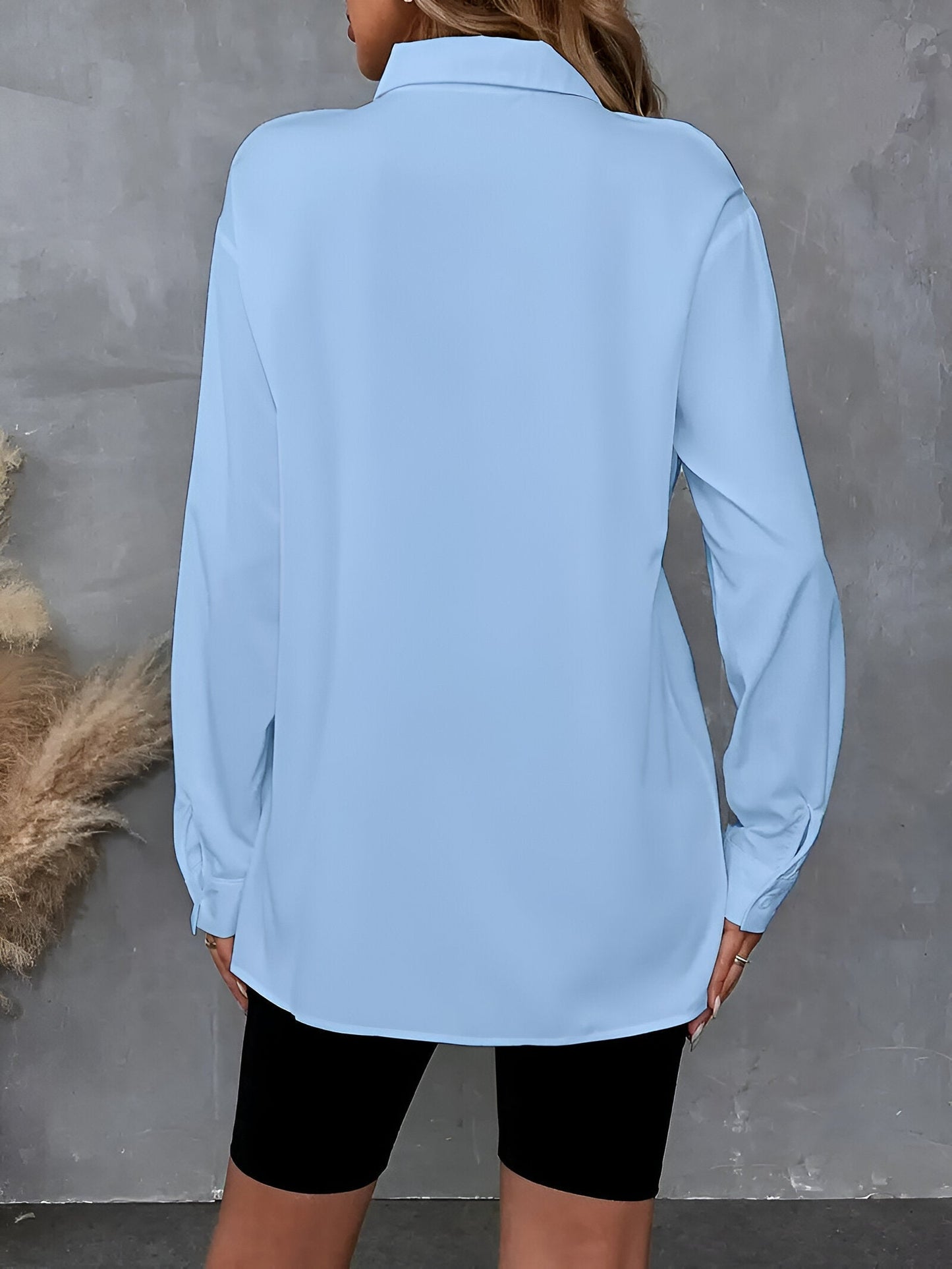 Nayra | stylish shirt with button closure