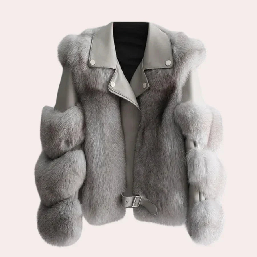 Maliana - stylish women's jacket with elegant flair