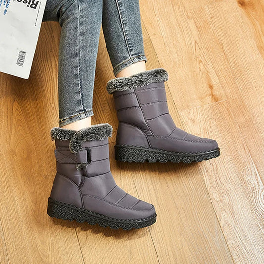 Comfortable and warm women's winter shoes