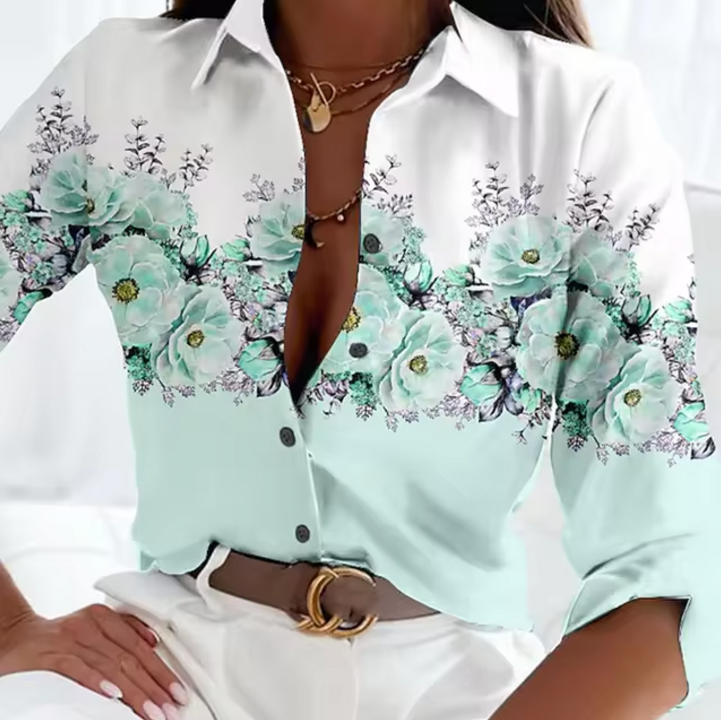 Freesia - blouse with floral design