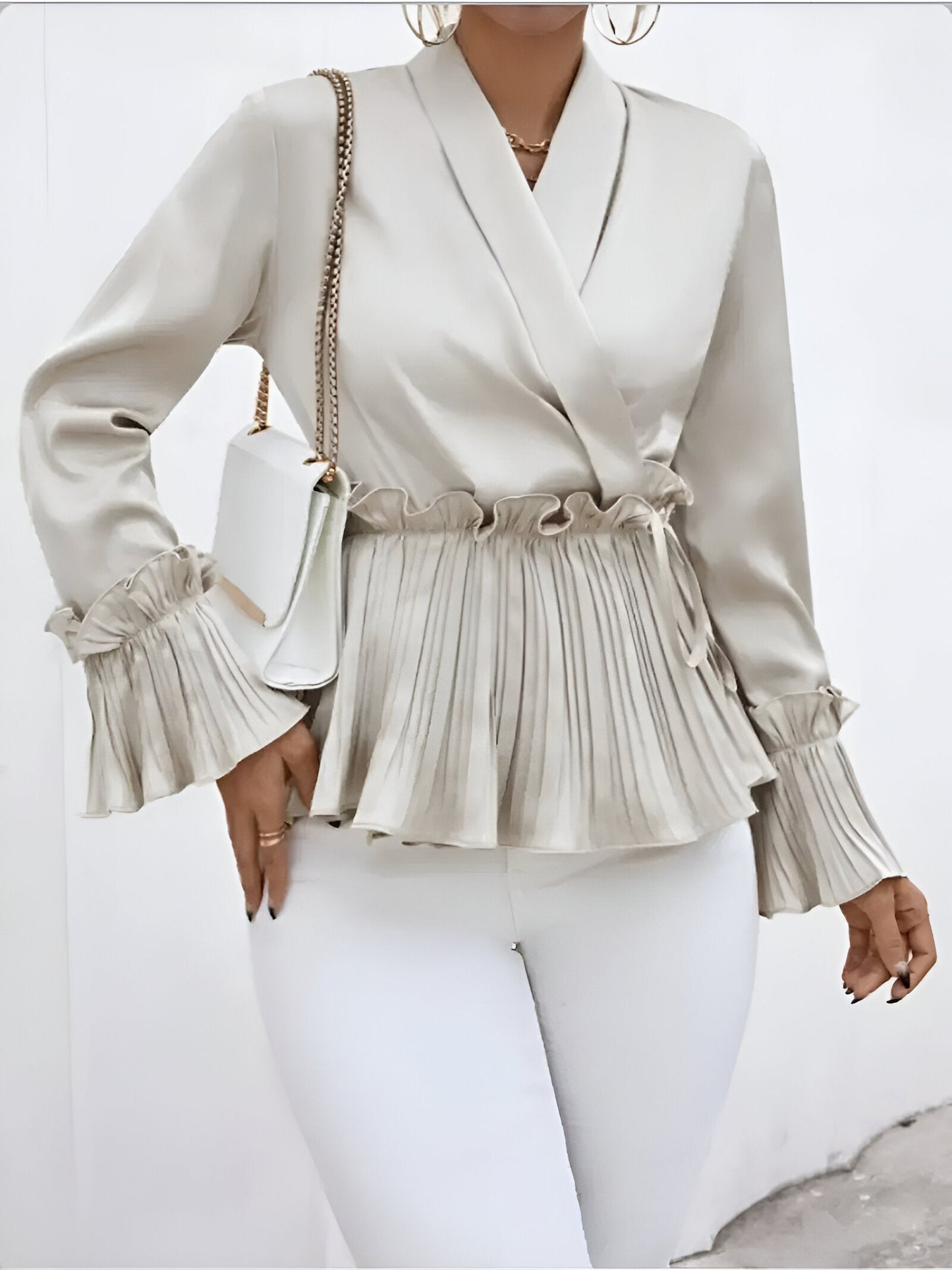 Orlando | elegant v-neck blouse with pleated detail