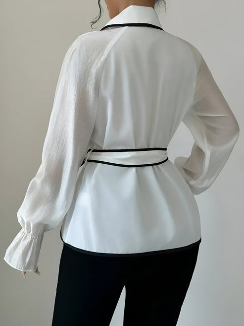 Hollye - timeless elegance with a modern twist