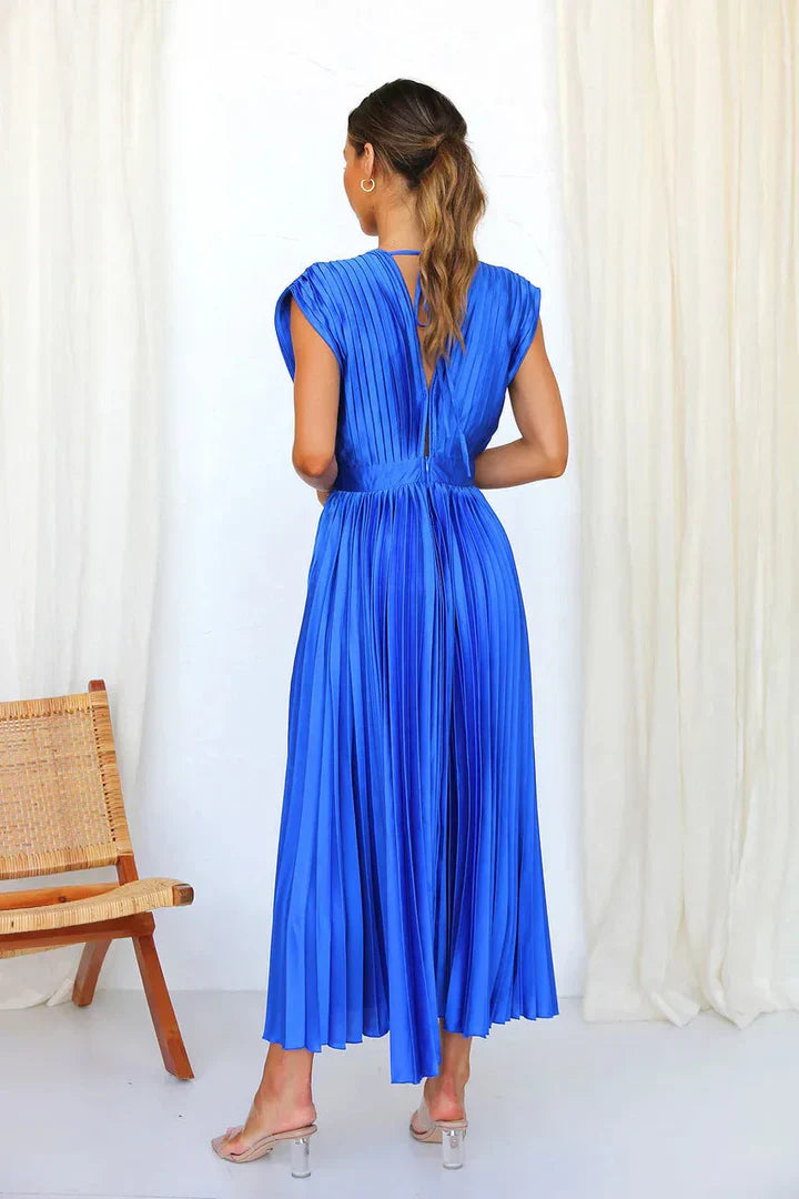 Flurina - aisha pleated midi dress for an elegant look