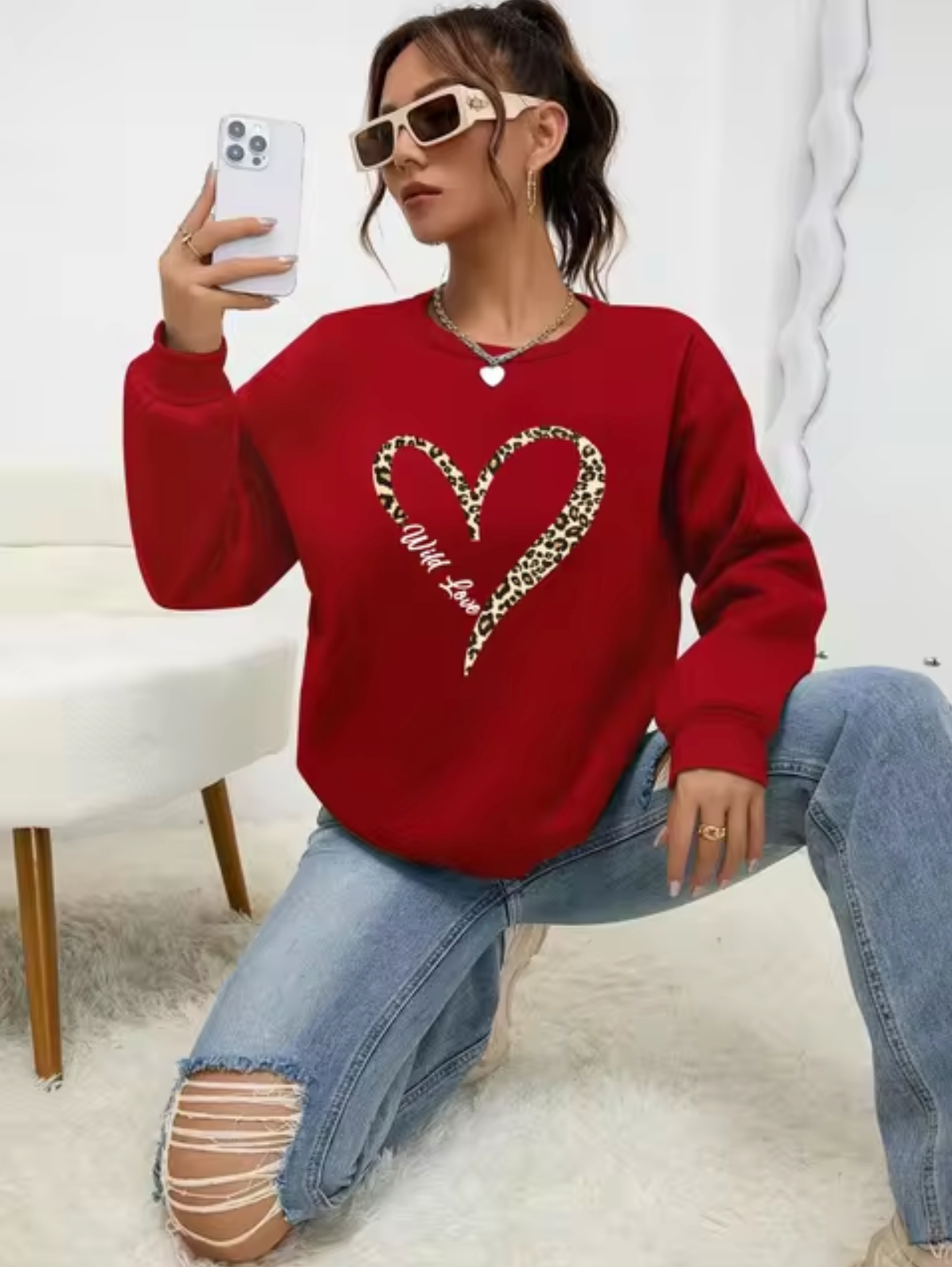 Dindy - batwing sweater with leopard heart print