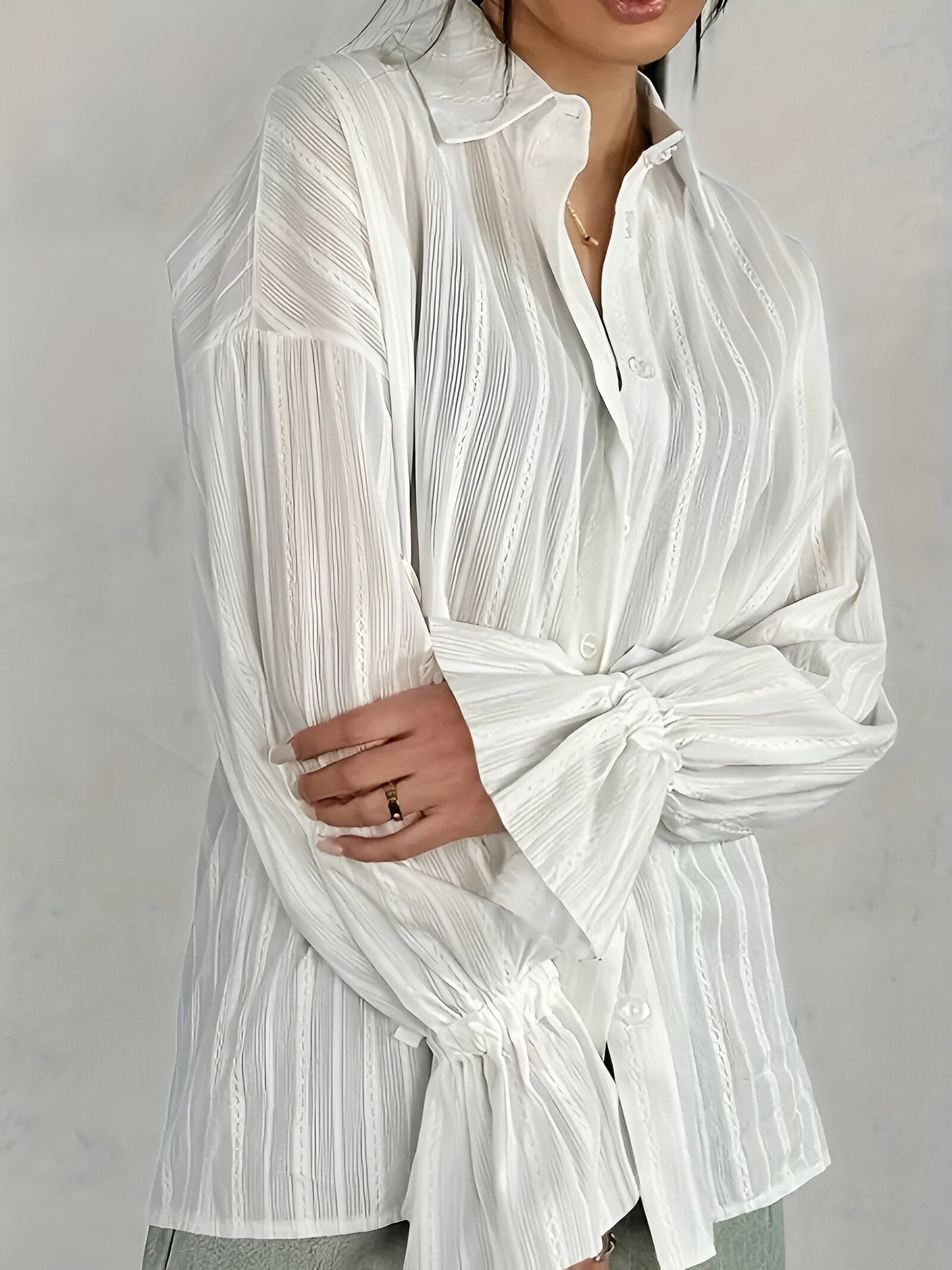 Oriholt | elegant overshirt with printed collar