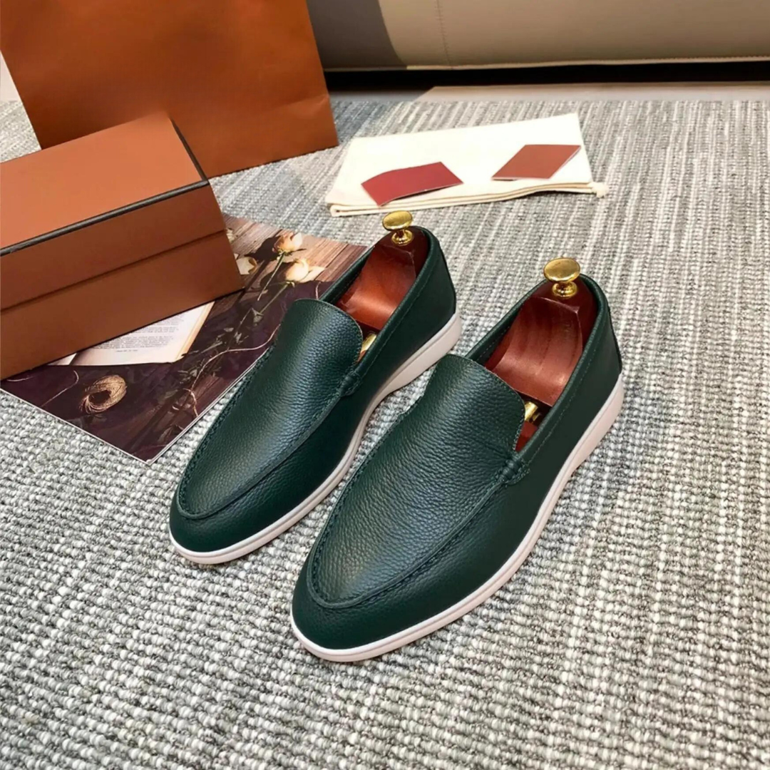 Elegant men's loafers in high-quality leather