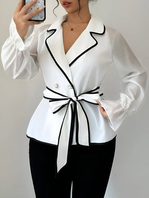 Hollye - timeless elegance with a modern twist