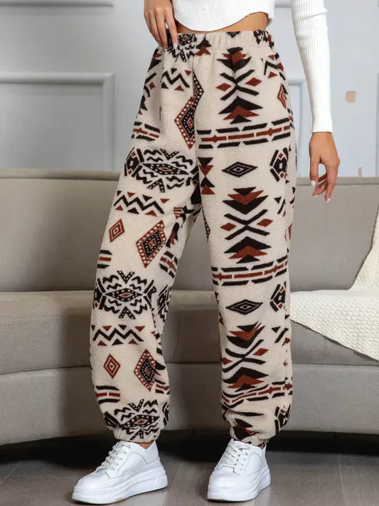 Darien - cozy jogging pants with aztec pattern