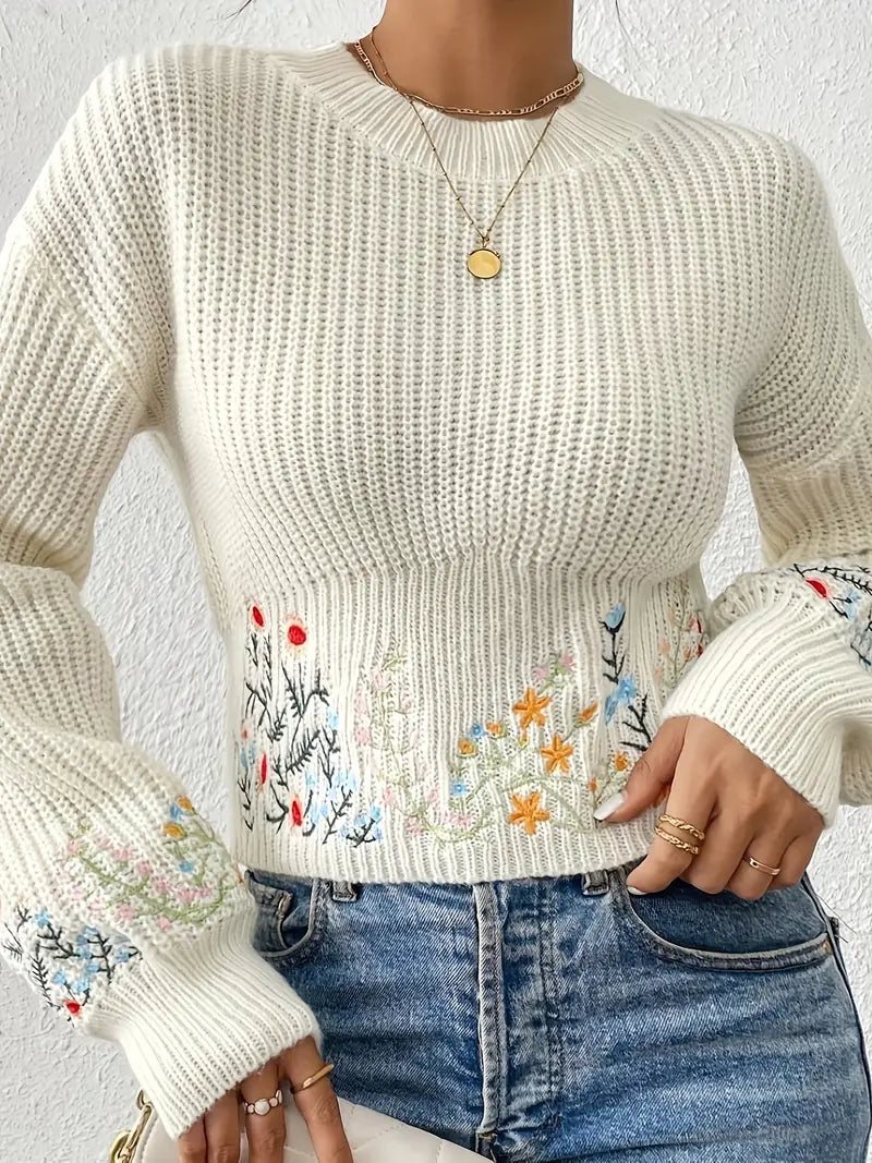 Leyla - knitted sweater with floral embroidery