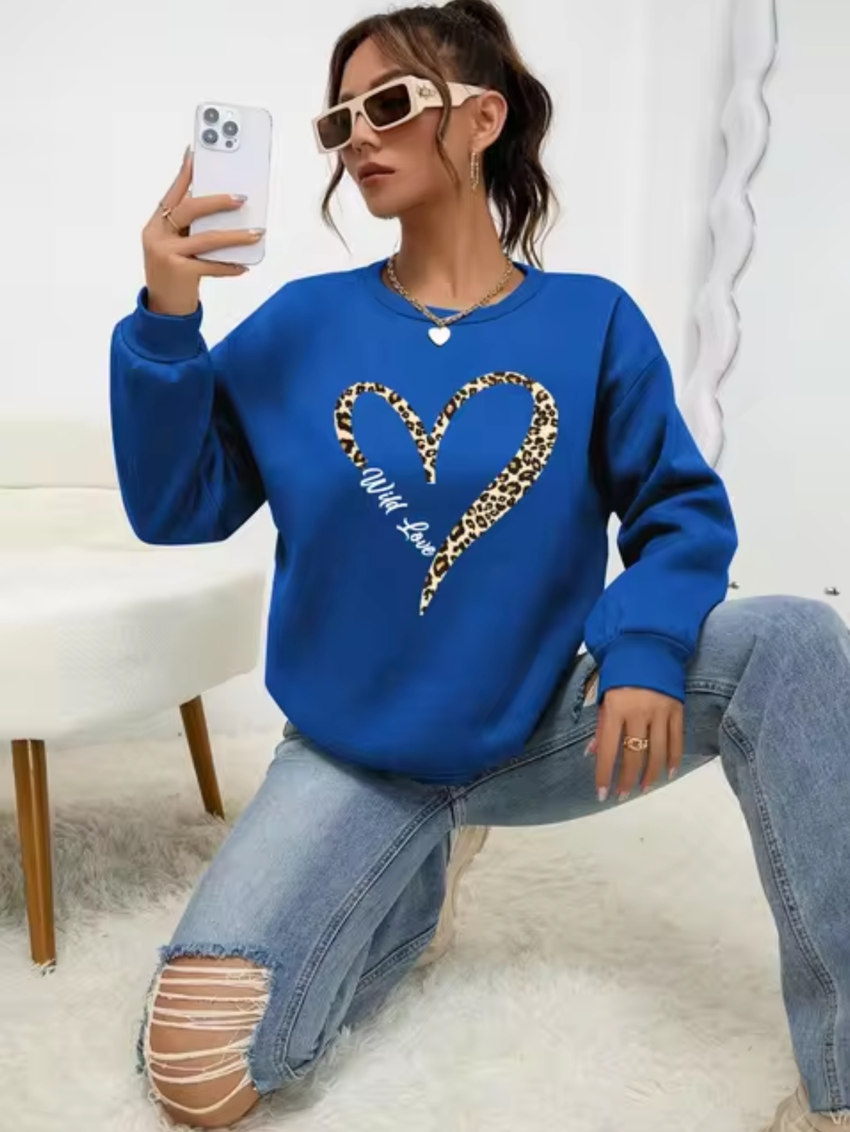 Dindy - batwing sweater with leopard heart print
