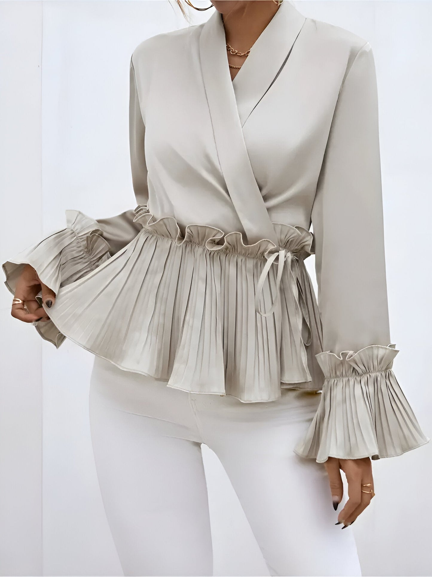 Orlando | elegant v-neck blouse with pleated detail