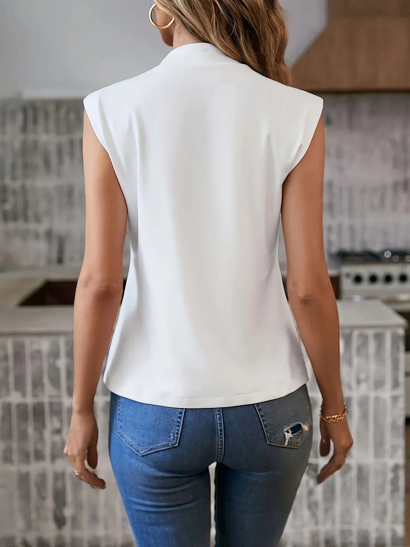 Isabella - white elegant sleeveless blouse
