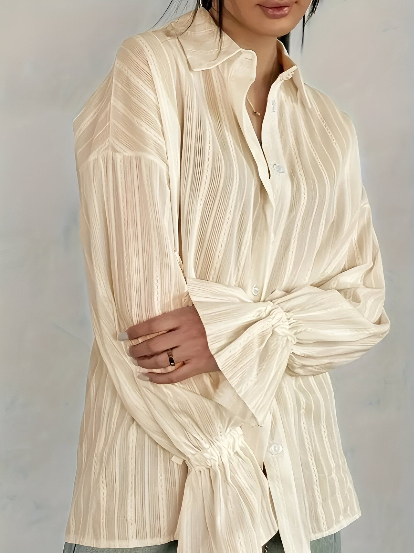 Oriholt | elegant overshirt with printed collar