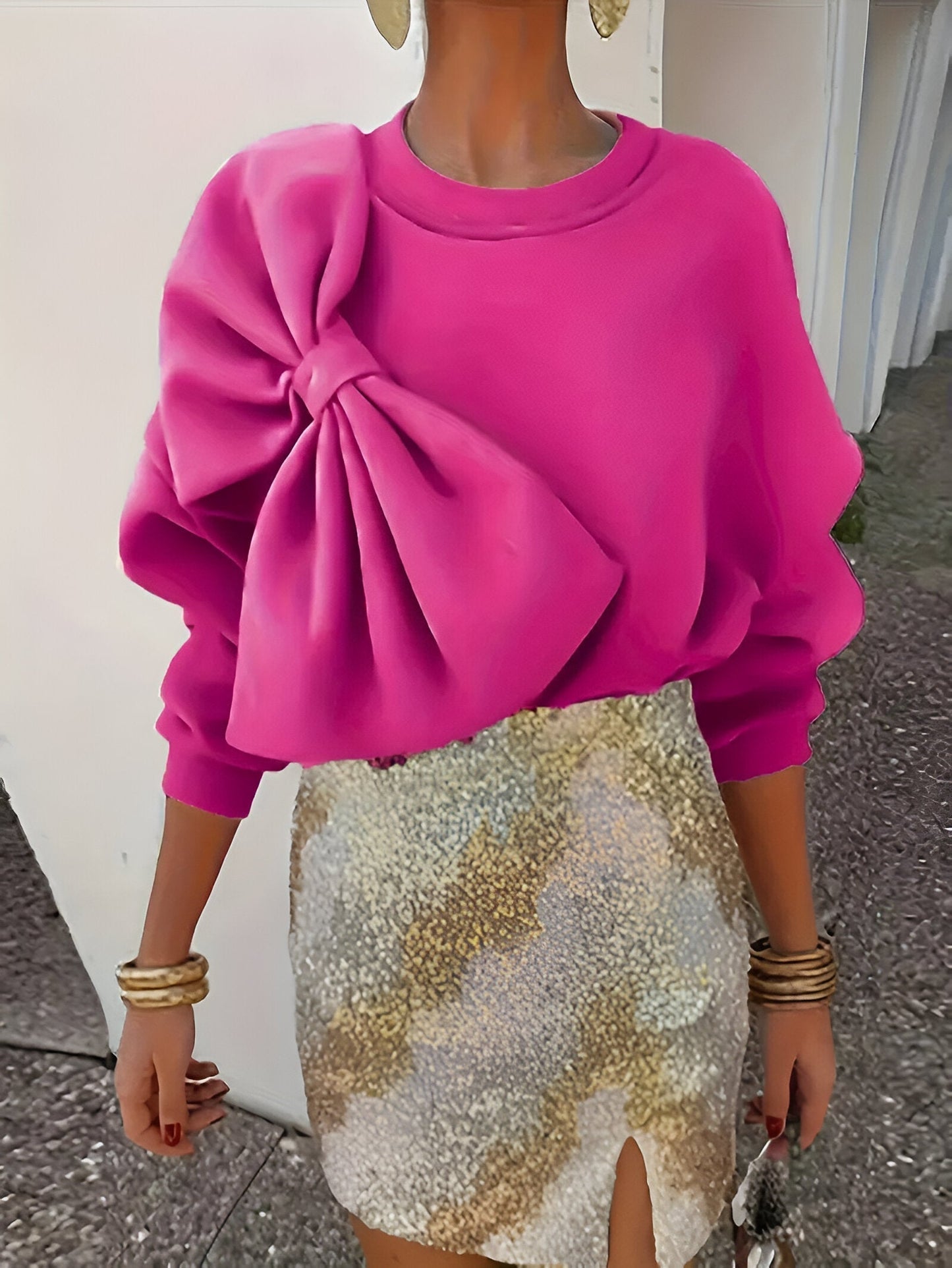 Neysha | stylish sweater with large bow