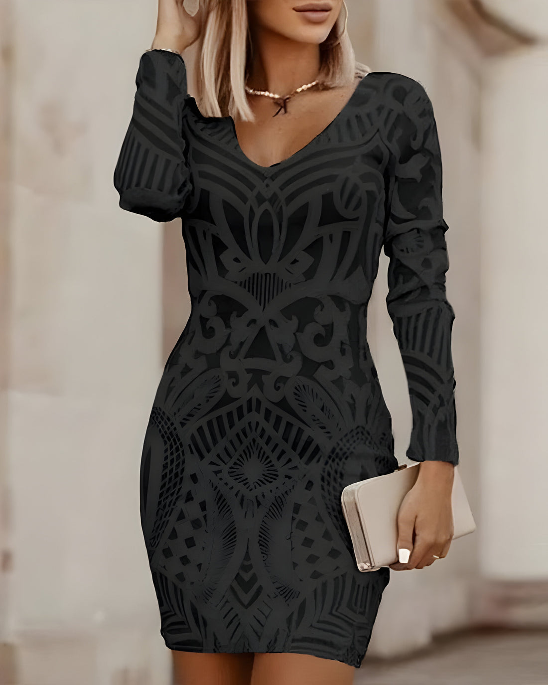 Natalie - v-neck bodycon dress