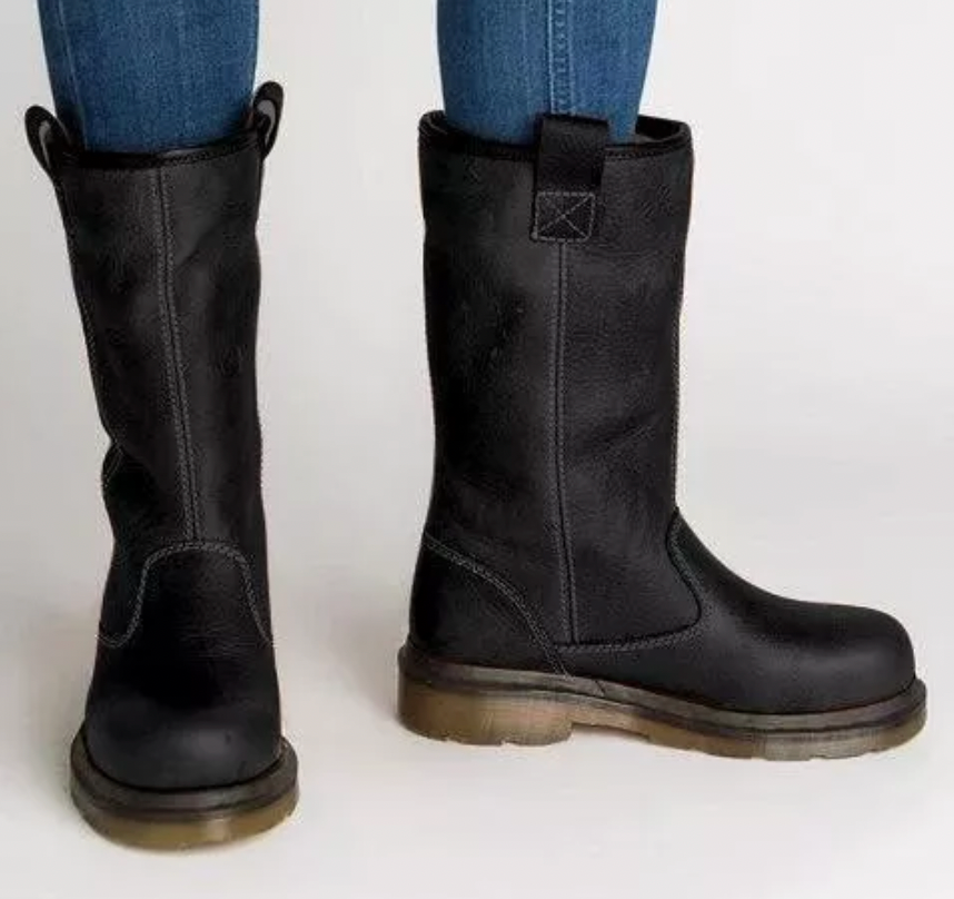 Delia - fashionable winter boots for women