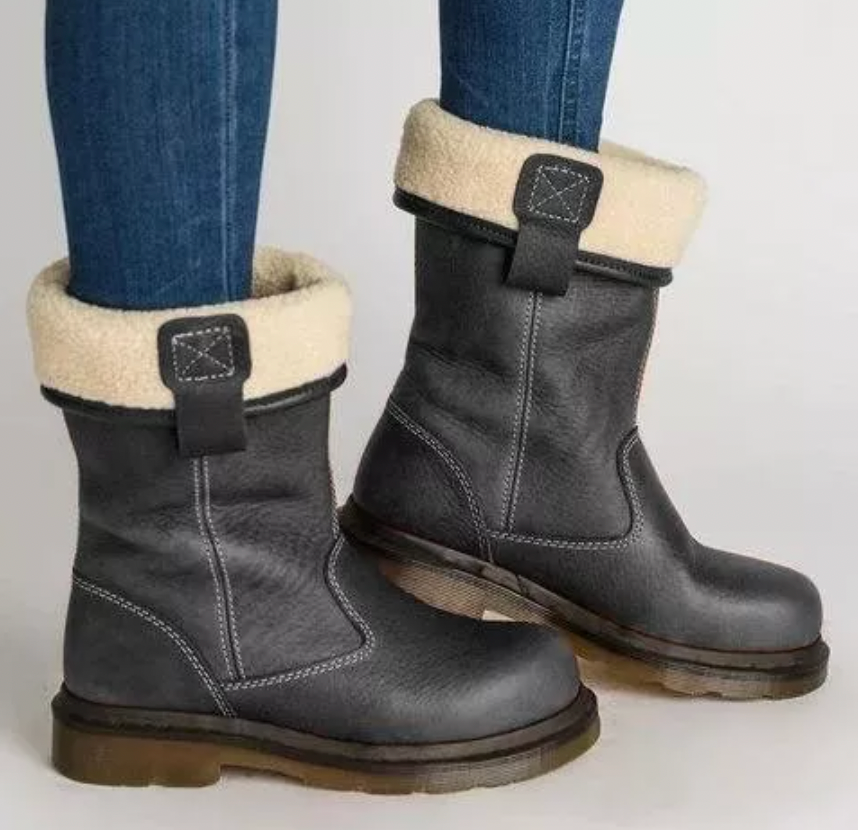 Delia - fashionable winter boots for women