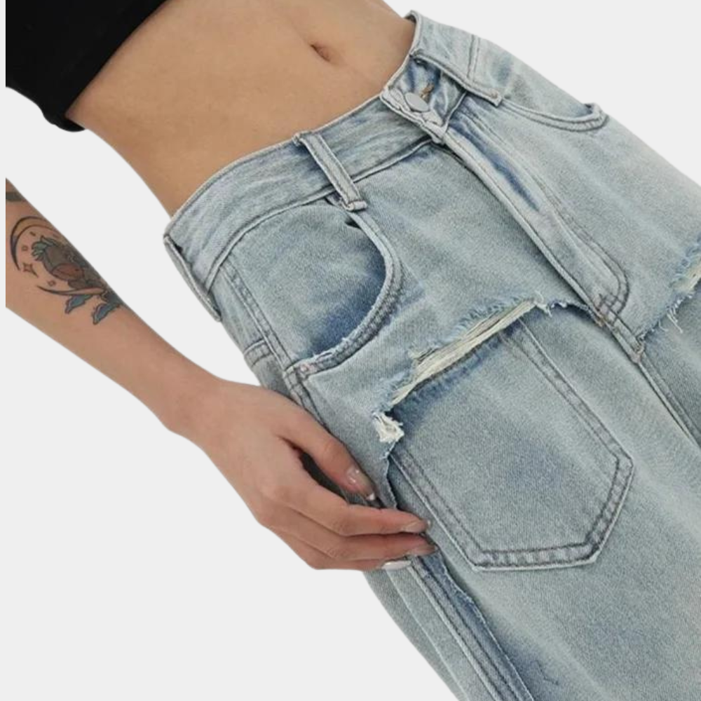 Fashionable denim jeans for women