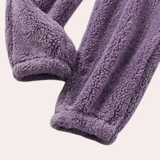 Luxurious and cozy pajama set for women for ultimate comfort