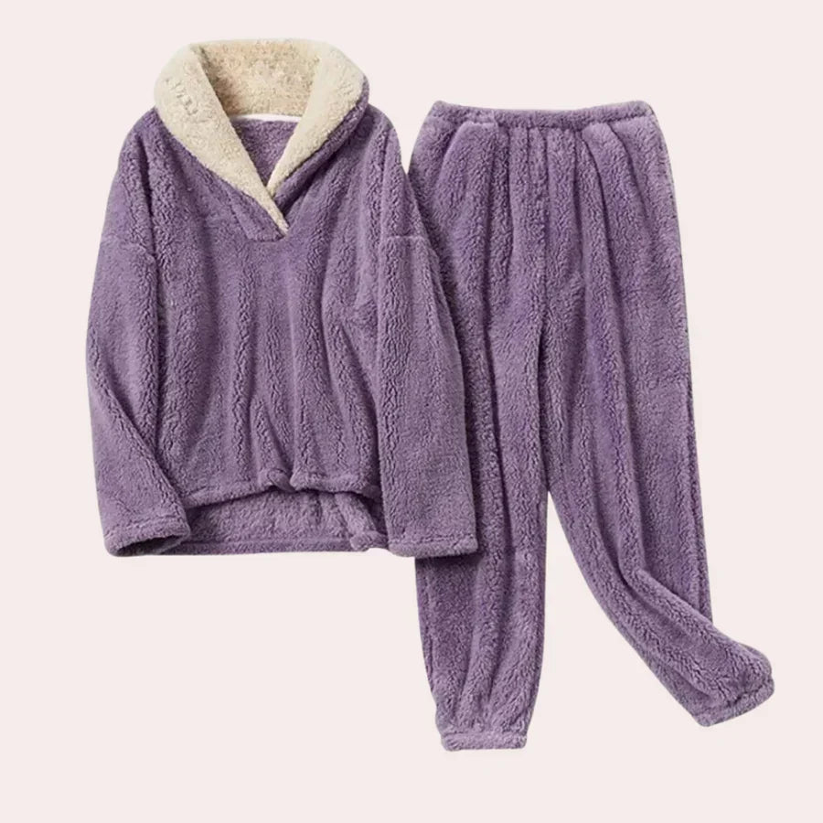 Luxurious and cozy pajama set for women for ultimate comfort