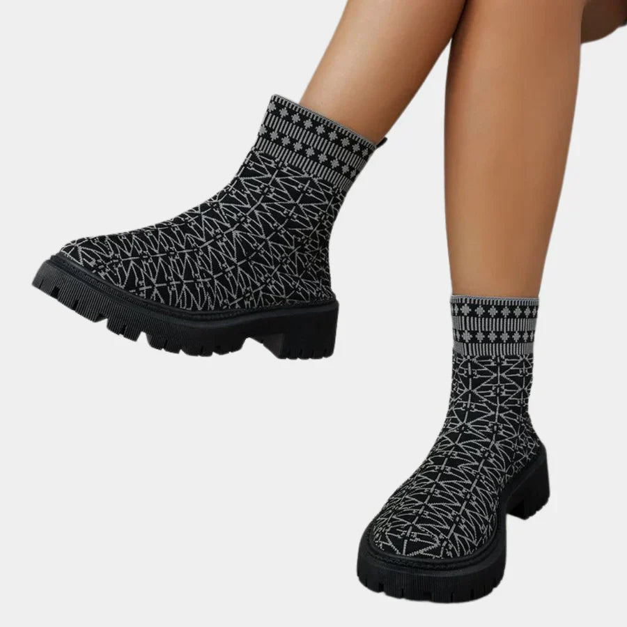 Elegant women's boots for a fashionable look