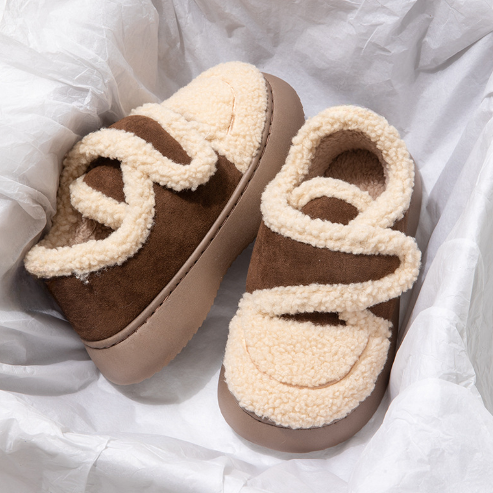 Michaila - elegant women's boots for a timeless look