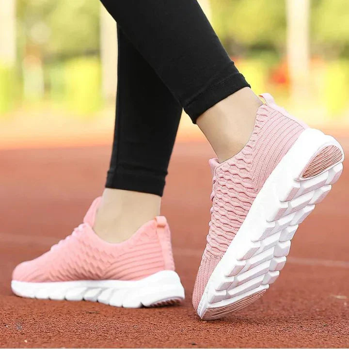Comfortable women's sneakers with memory foam