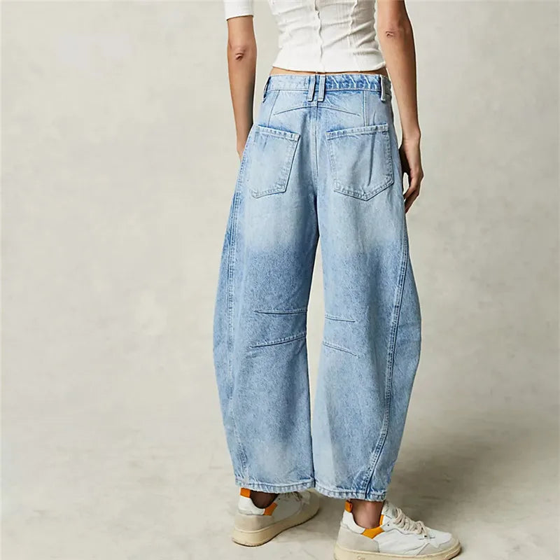 Retro women's jeans - casual cut