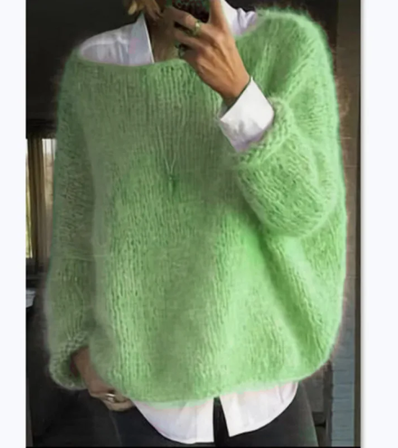Oversized knitted women's sweater | soft and cozy