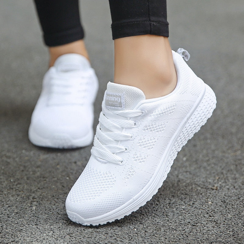 Ergonomic casual shoes for women