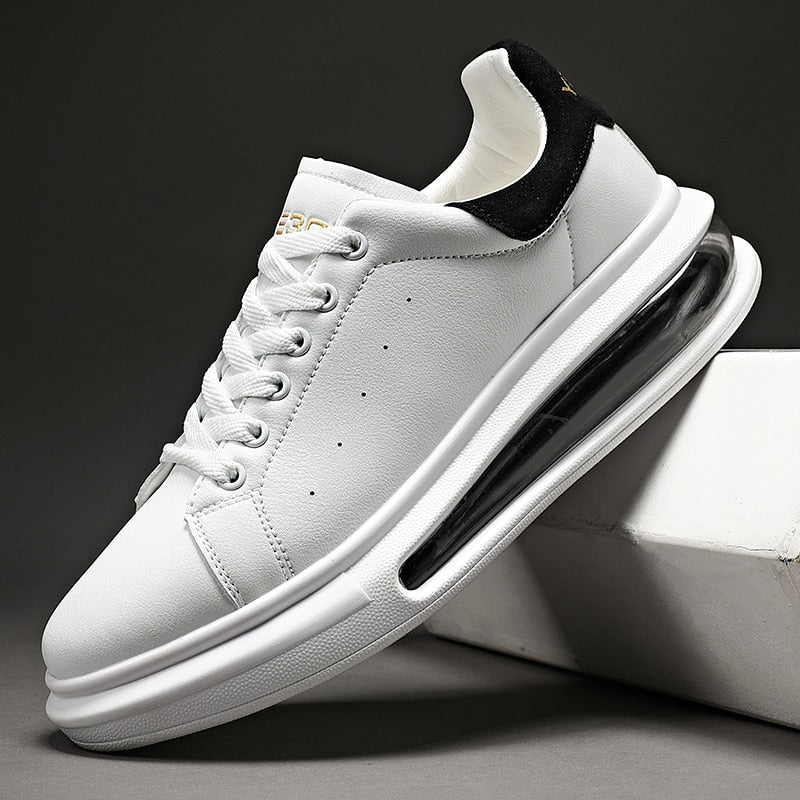 Comfortable ergonomic men's sneakers