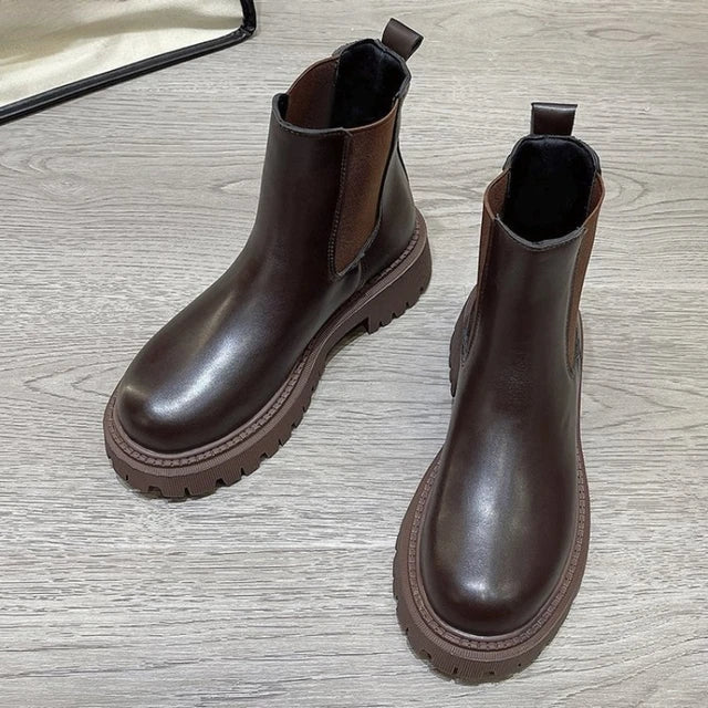 Tessa - chelsea boots
