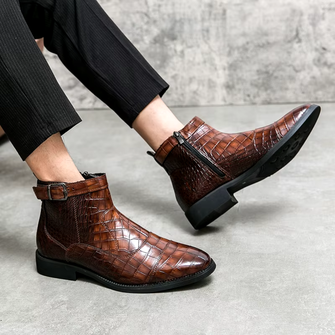 Elegant leather chelsea boots for men