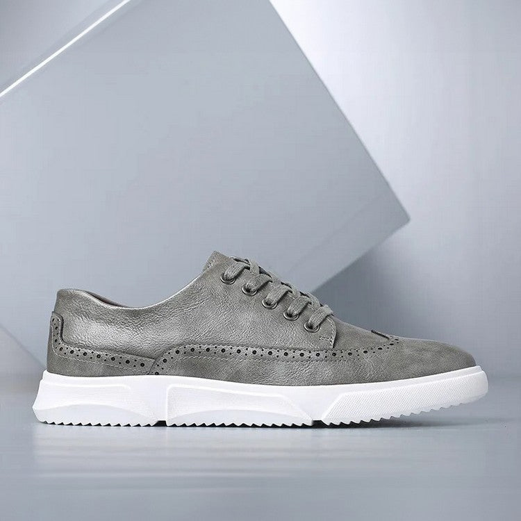 Elegant leather men's sneakers for smart-casual occasions